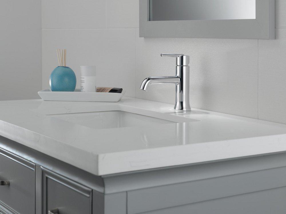 Delta Faucet Chrome Single Handle Monoblock Bathroom Sink Faucet 