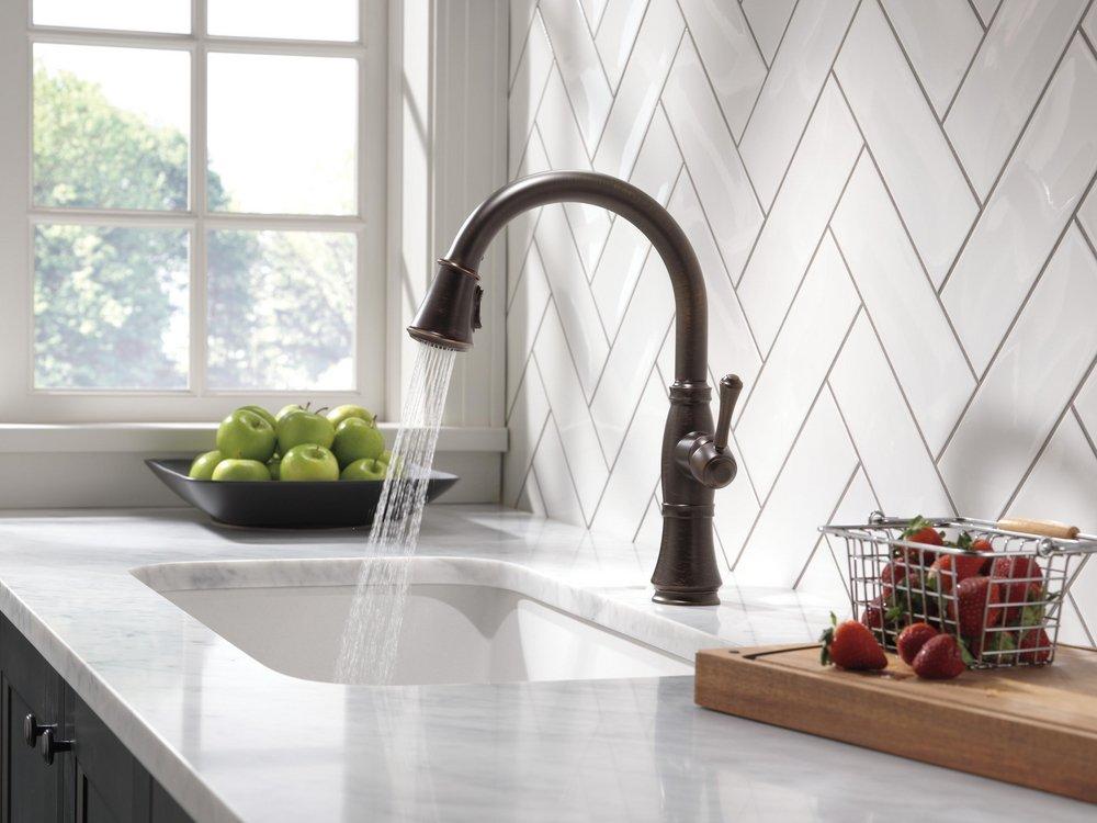 Delta Faucet Venetian Bronze Single Handle Pull Down Kitchen Faucet 