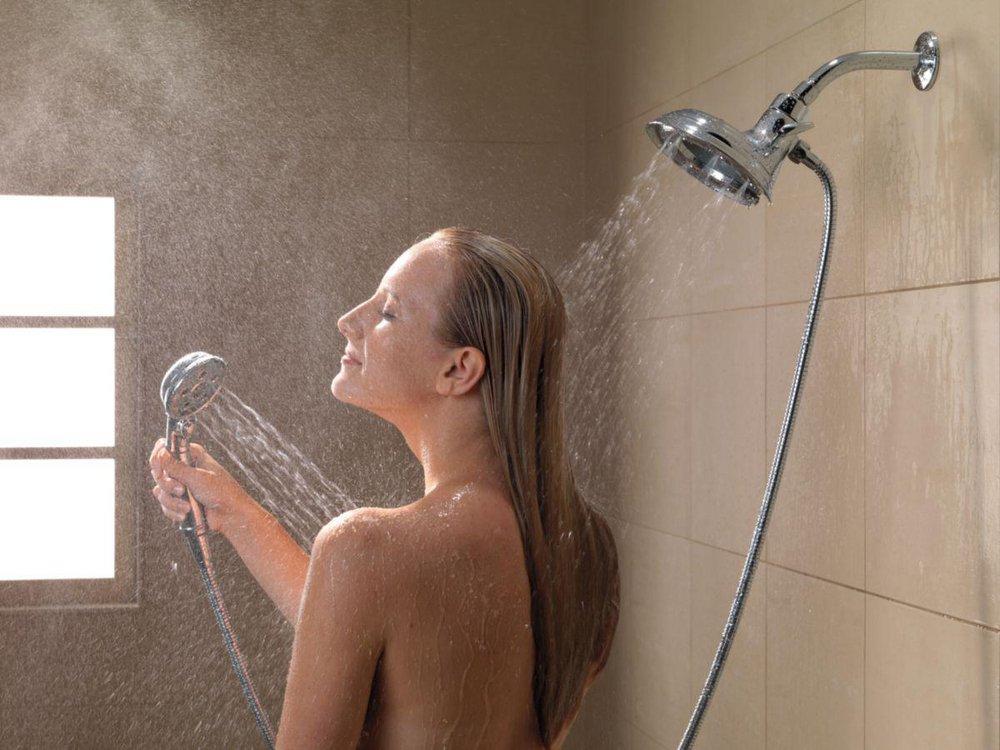 Delta Faucet Chrome Multi Function Hand Shower 
