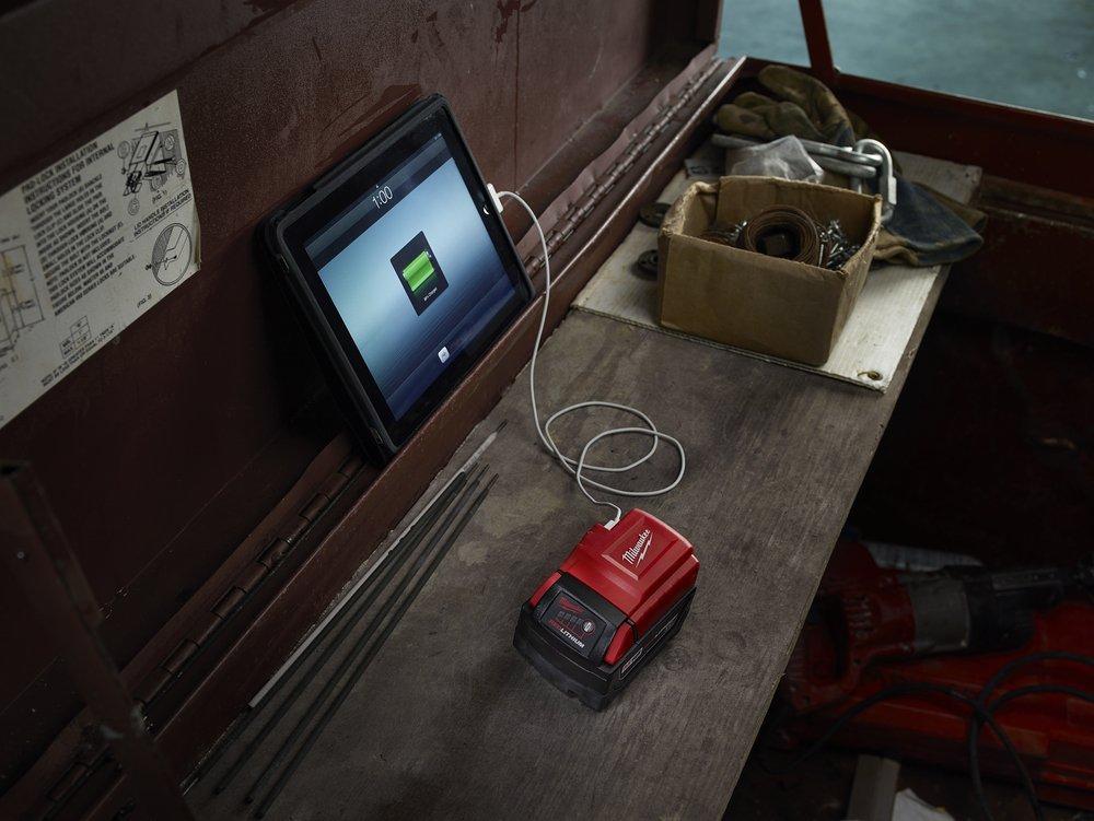 Milwaukee&reg; Red Power Port for M12 Heated Jackets 