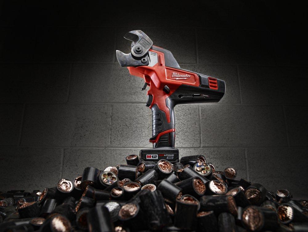 Milwaukee&reg; Red Cable Cutter 