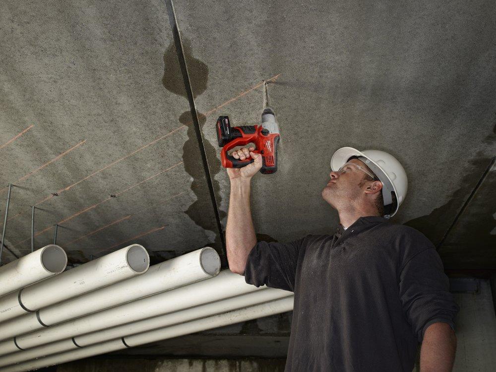 Milwaukee&reg; Black Rotary Cordless Hammer Kit 