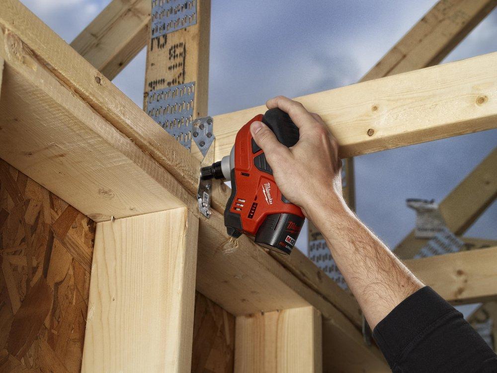 Milwaukee&reg; Red Cordless 12V Nail Gun 