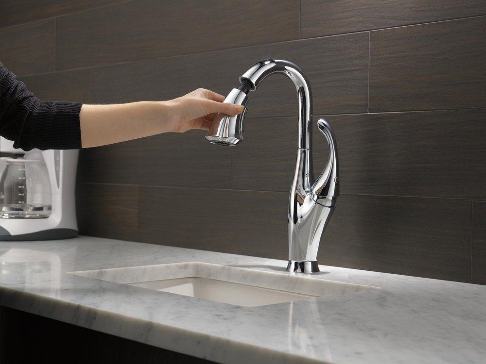 Delta Faucet Champagne Bronze Single Lever Handle Bar Faucet 