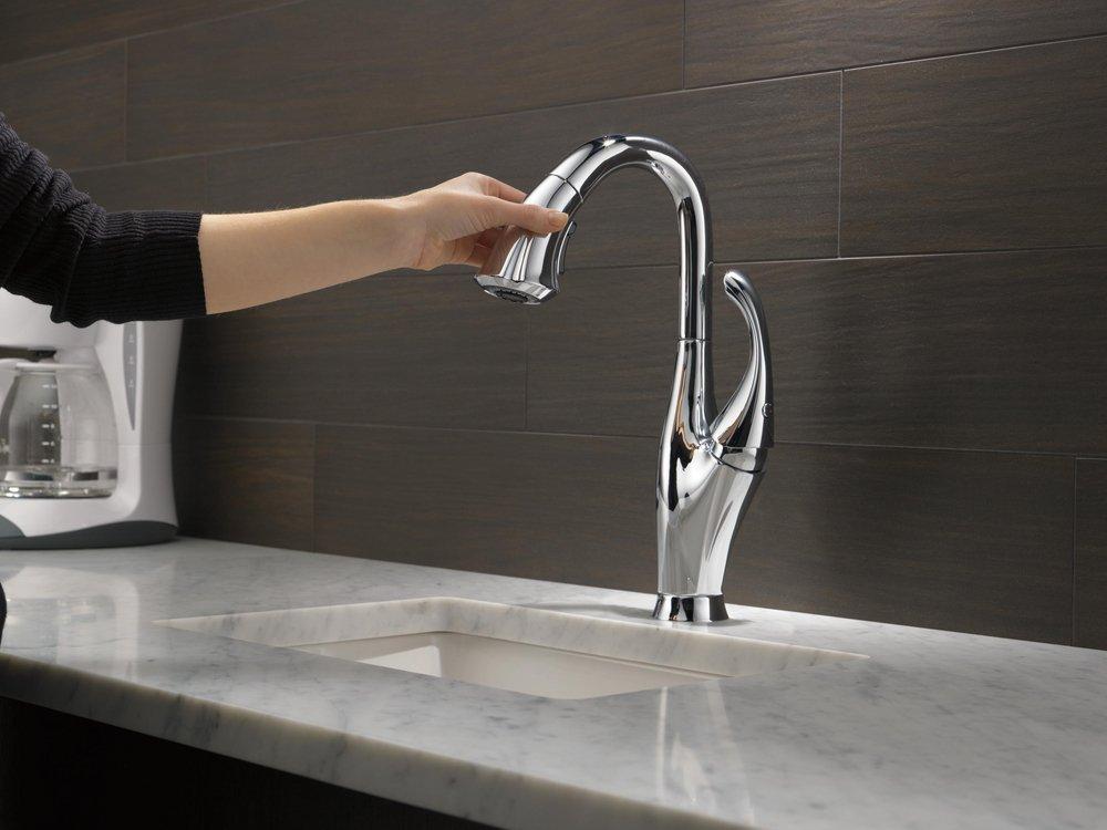 Delta Faucet Champagne Bronze Single Lever Handle Bar Faucet 