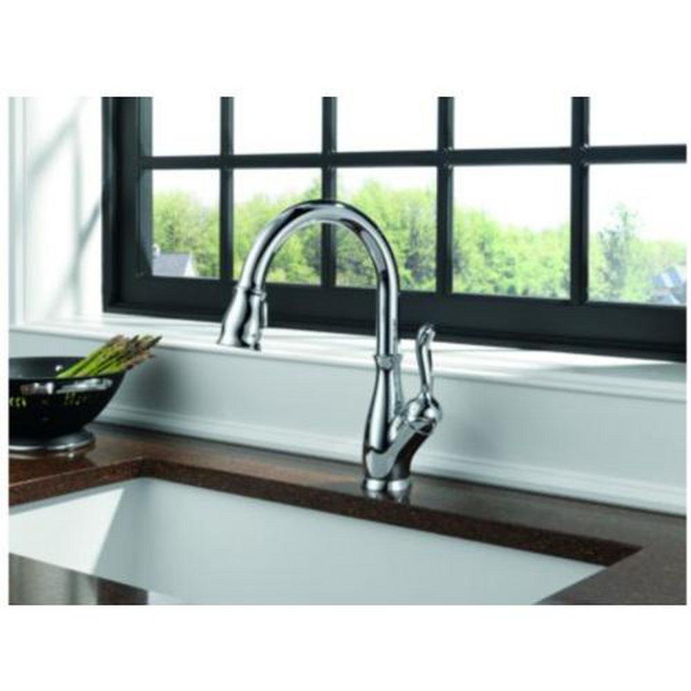 Delta Faucet Arctic Stainless Single Handle Pull Down Kitchen Faucet 
