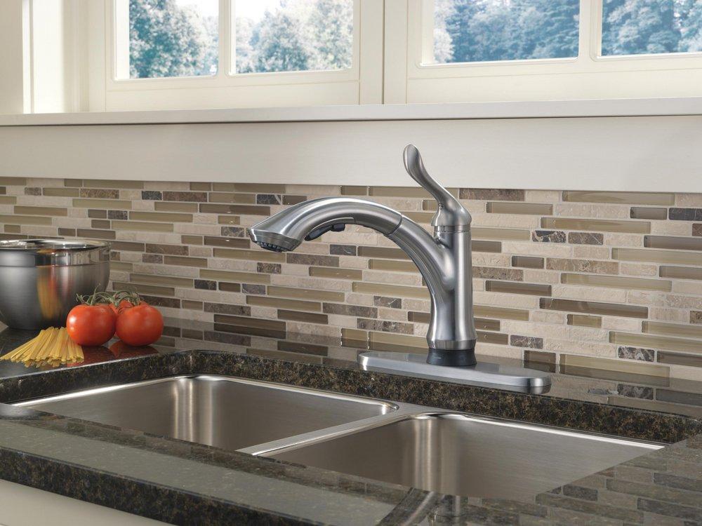 Delta Faucet Arctic Stainless Single Handle Pull Out Touch Activated Kitchen Faucet 