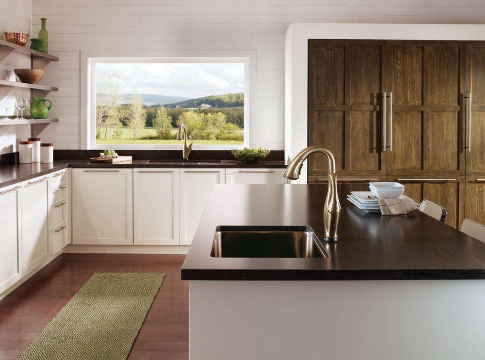 Delta Faucet Brilliance Champagne Bronze Single Handle Pull Down Touch Activated Kitchen Faucet 