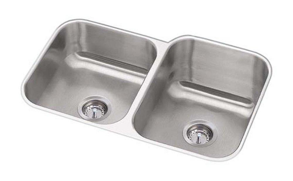 PROFLO&reg; Stainless Steel 31-3/4 x 20-1/2 in. No Hole Double Bowl Undermount Kitchen Sink 