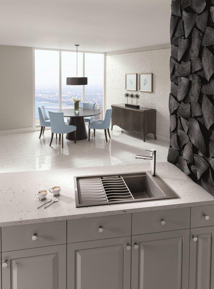 BLANCO Polished Chrome 1-Hole Compact Pull-Out Kitchen Faucet with Single Lever Handle and Dual Spray 