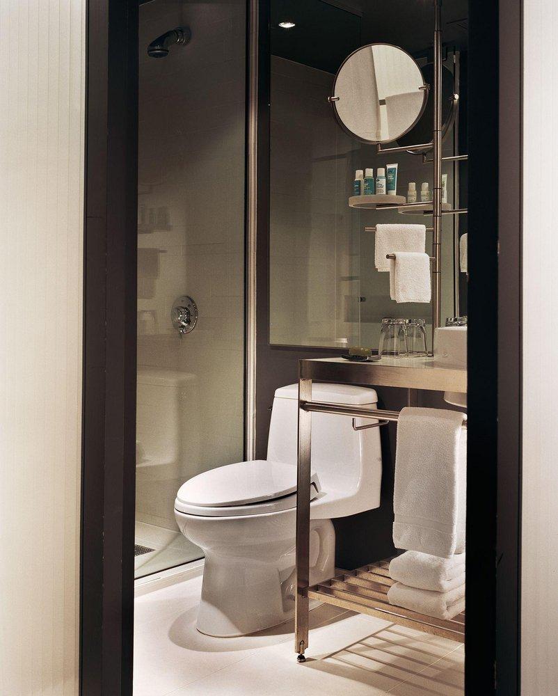 TOTO Cotton 1.28 gpf Elongated Floor Mount One Piece Toilet 