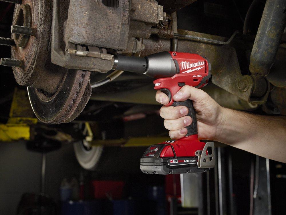 Milwaukee&reg; 18V Red Lithium Impact Wrench Kit with Friction Ring 