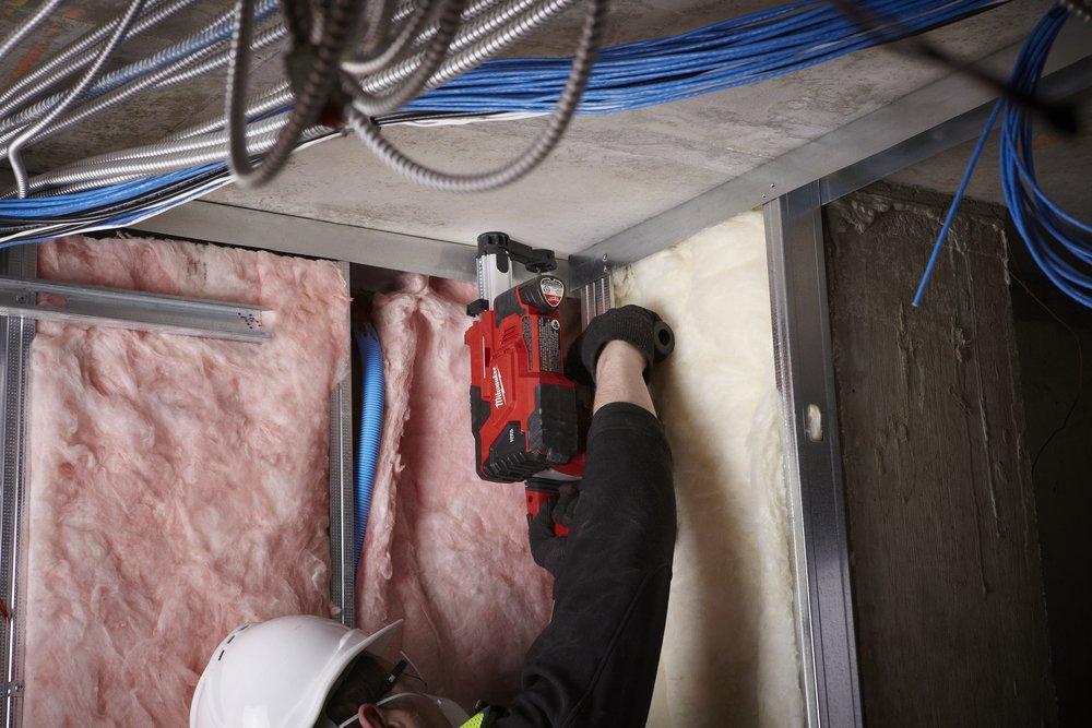 Milwaukee&reg; Red Hammer Vacuum Universal Dust Extractor Kit 