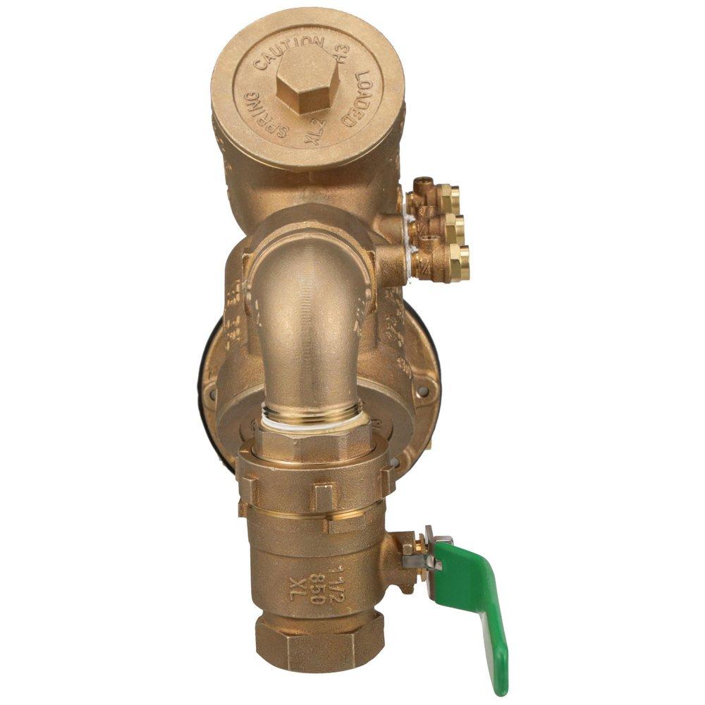 Zurn Wilkins Cast Bronze Cast Bronze Threaded 175 psi Backflow Preventer 
