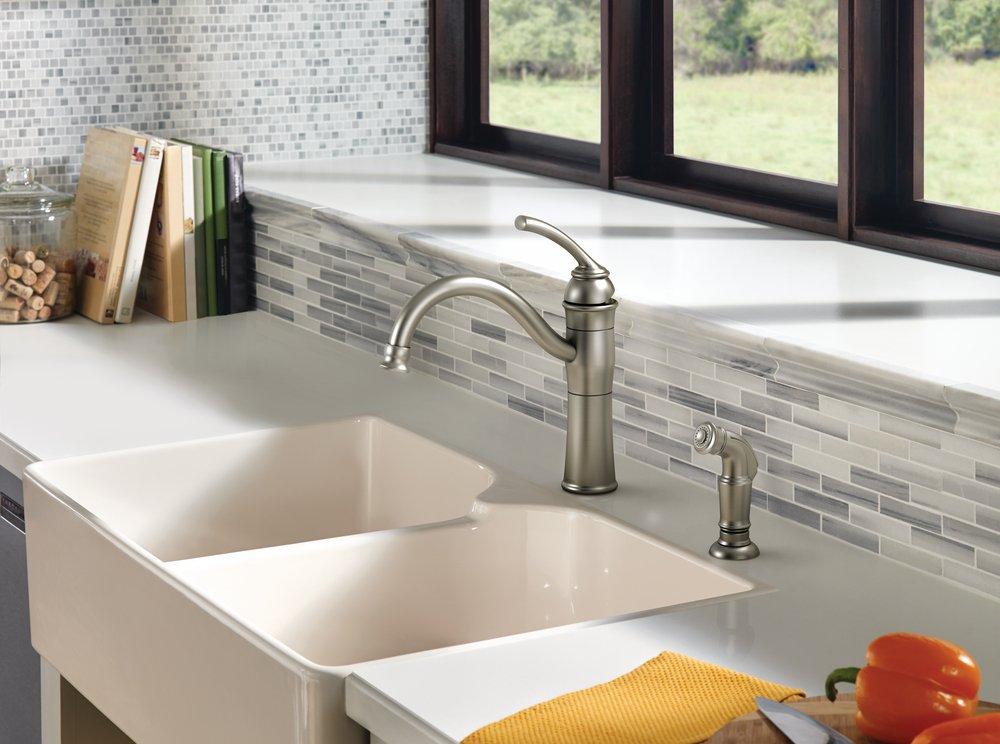 Moen Spot Resist&trade; Stainless Single Handle Kitchen Faucet 