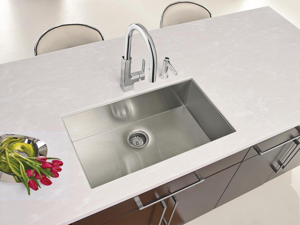 Moen Polished Chrome Single Handle Pull Down Kitchen Faucet with Power Clean and Reflex Technology 