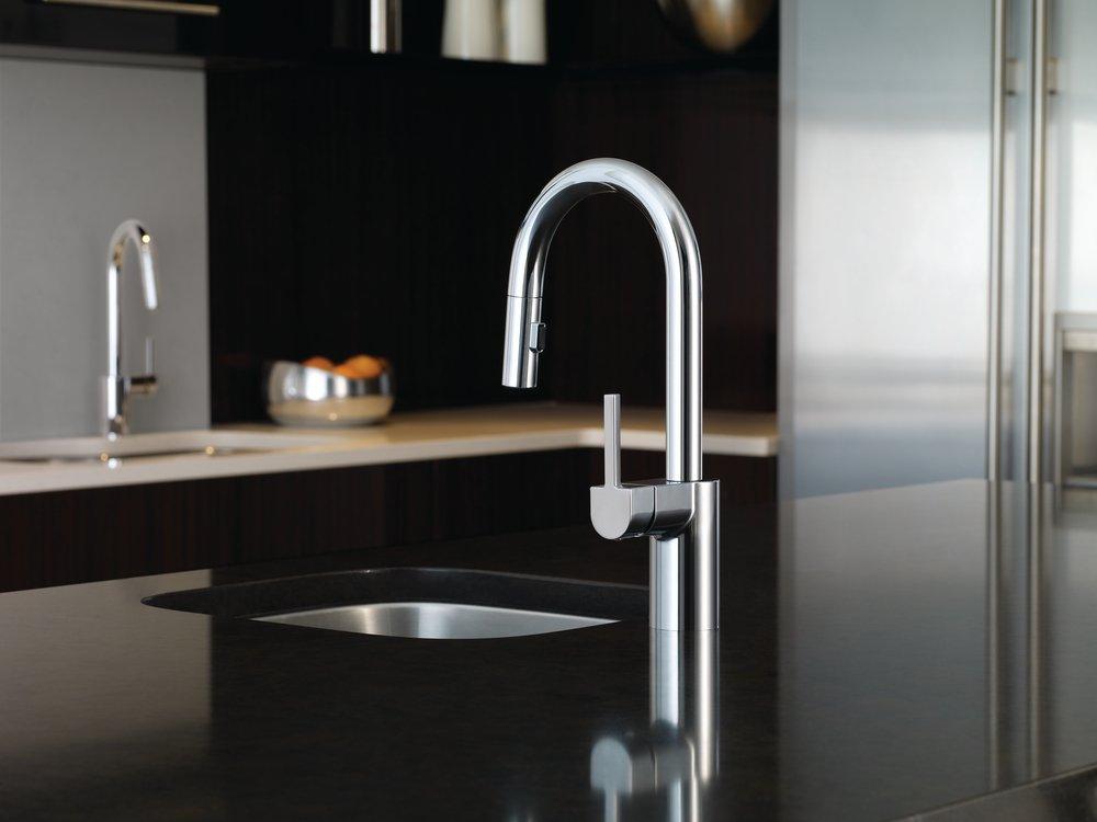 Moen Polished Chrome Single Handle Lever Handle Bar Faucet 