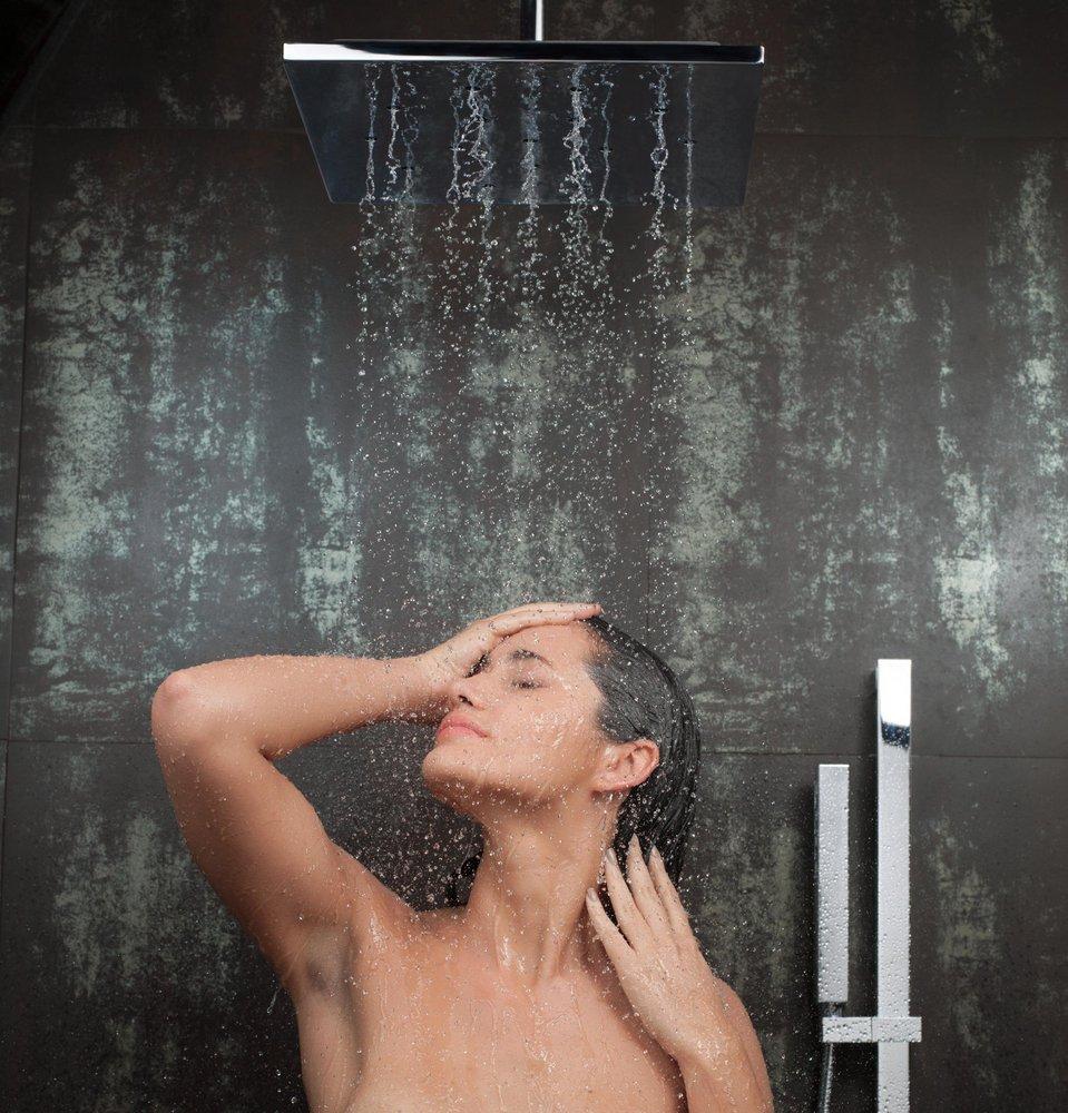 Delta Faucet Brilliance&reg; Champagne Bronze 1/2 x 10 x 2-1/2 in. Shower Arm and Flange 