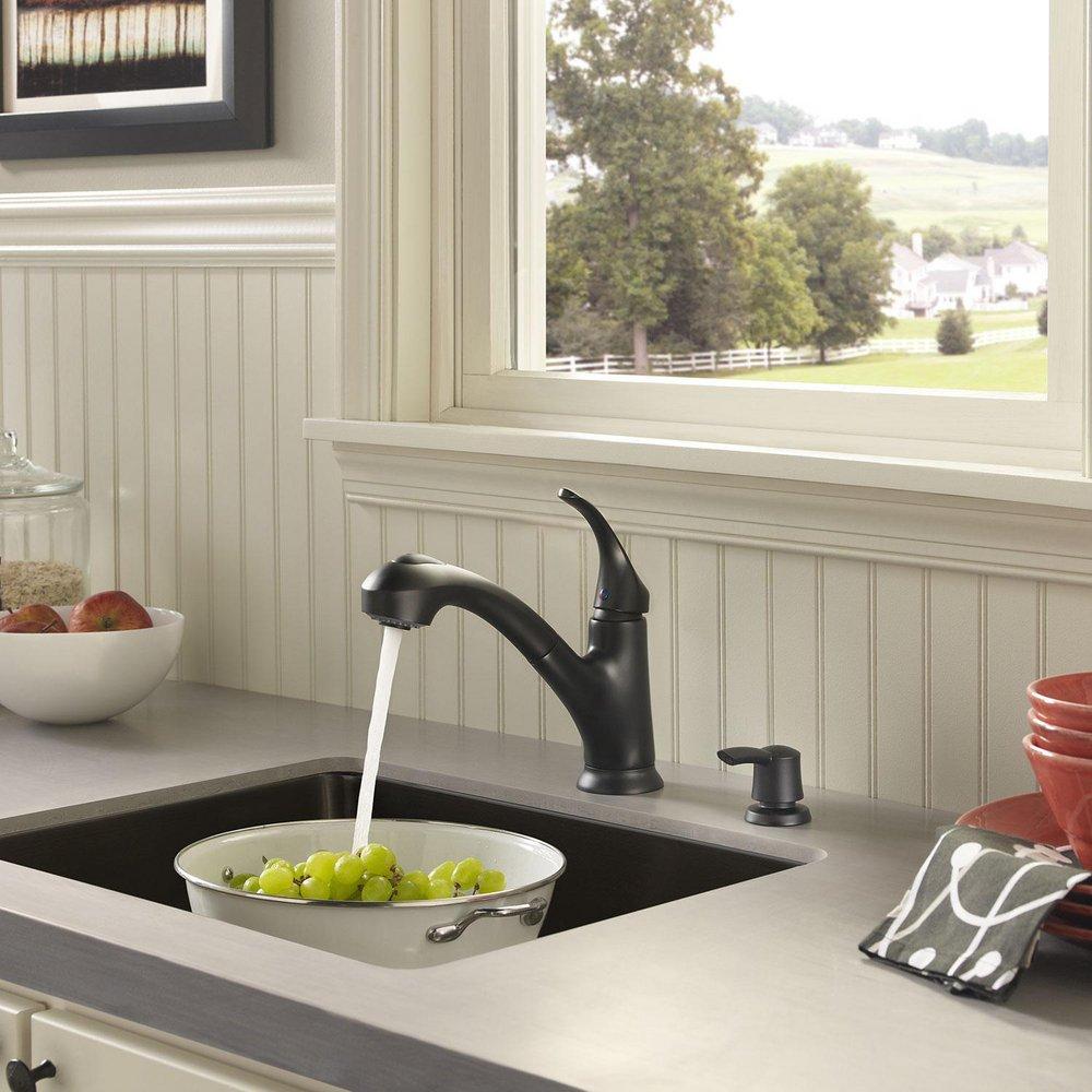 Pfister Matte Black Single Handle Pull Out Kitchen Faucet 