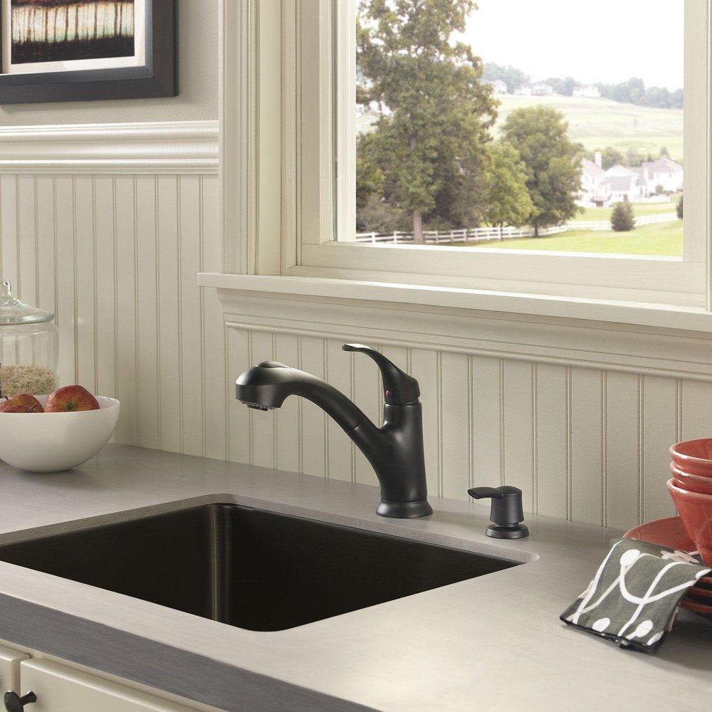 Pfister Matte Black Single Handle Pull Out Kitchen Faucet 