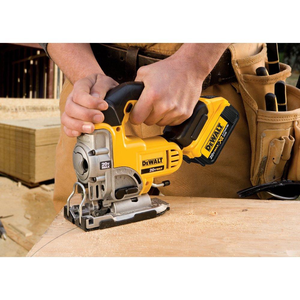 DEWALT Black Cordless Jig Saw Kit 