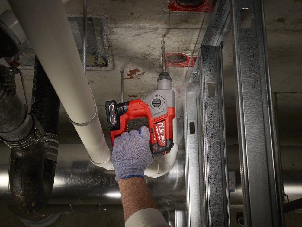 Milwaukee&reg; Black 5/8 in. Fuel Single Drive System with Rotary Hammer Kit 