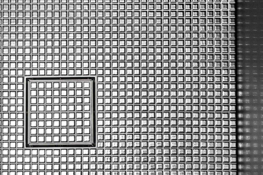 Infinity Drain Satin Stainless Threaded Plastic Stainless Steel Floor Drain 