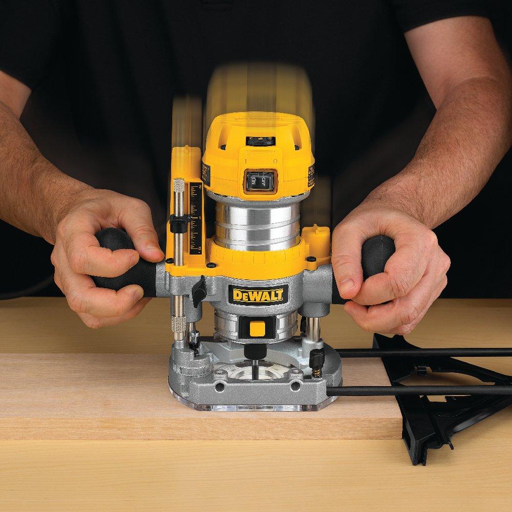 DEWALT Black/Silver/Yellow Corded 7 Amp Variable Speed Router 