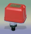 System Sensor 1/2 x 5-3/25 in. NPT Pressure Switch 
