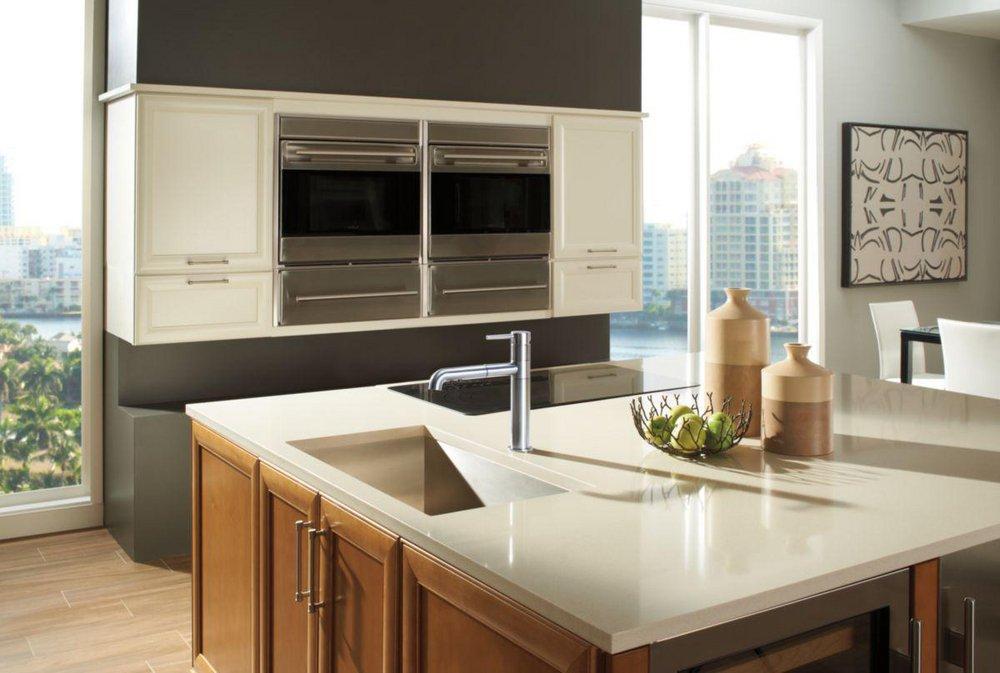 Delta Faucet Arctic Stainless Single Handle Pull Out Kitchen Faucet 