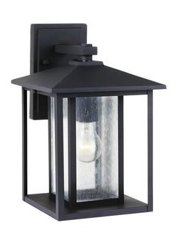 1-Light Outdoor Wall Lantern in Black