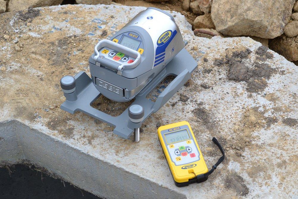 Spectra Precision Grey Heavy Duty Invert Plate with Leveling Footer Kit 