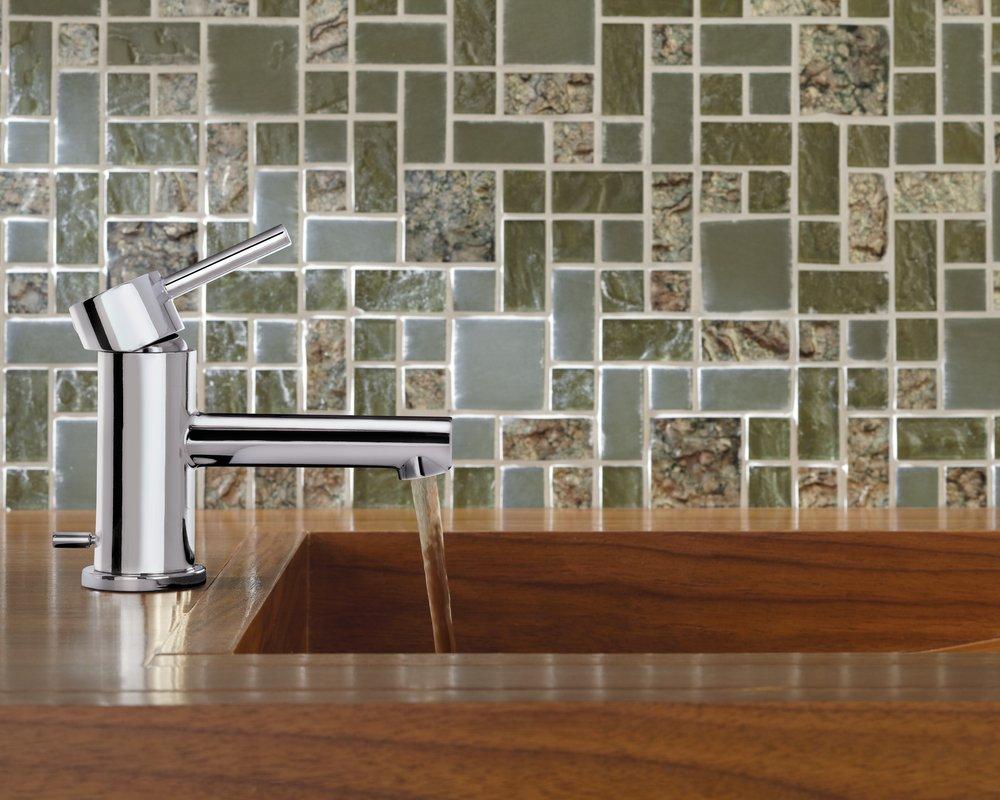 Moen Chrome Single Handle Monoblock Bathroom Sink Faucet Lever Handle 