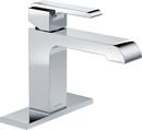 Delta Faucet Chrome Single Handle Centerset Bathroom Sink Faucet 