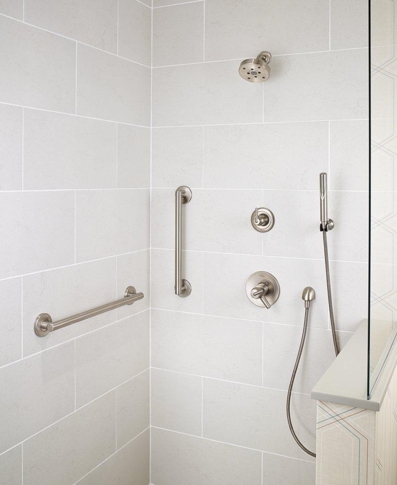 Delta Faucet Brilliance Stainless 24 in. Grab Bar 