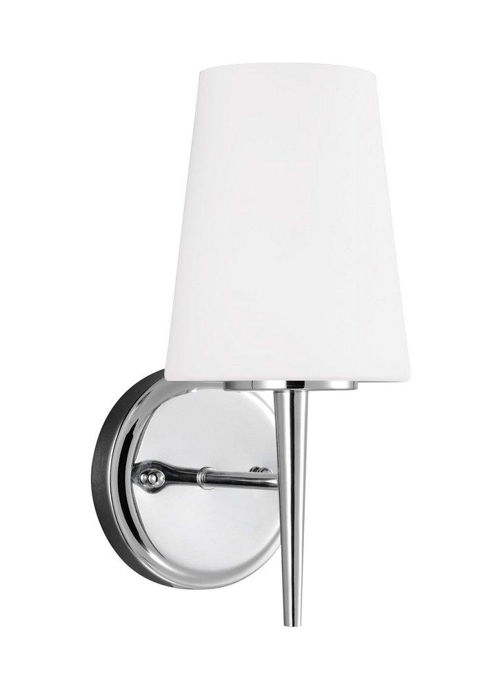 Visual Comfort & Co. Generation Lighting Polished Chrome 100W 1-Light Medium E-26 Base Incandescent Wall or Bath Sconce 