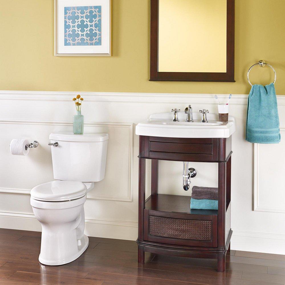 1.28 gpf Round Two Piece Toilet in White 
