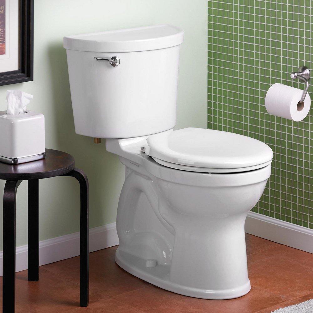 1.28 gpf Round Two Piece Toilet in White 