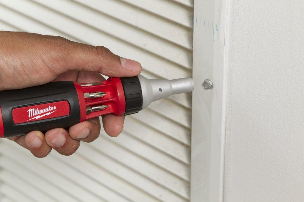 Milwaukee&reg; Black 8 Piece Screwdriver 
