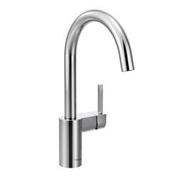 Single Handle Kitchen Faucet in Chrome