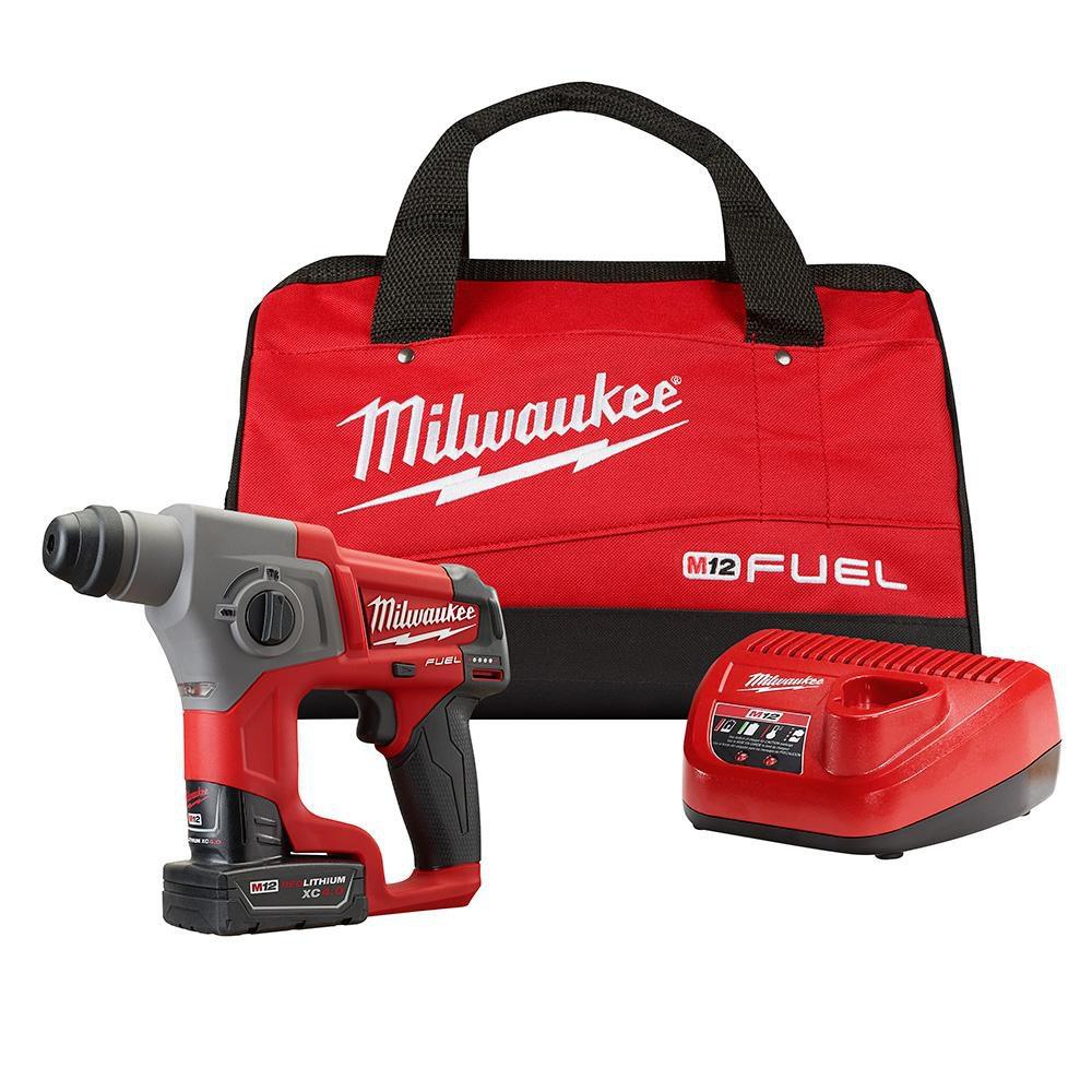 Milwaukee&reg; Red Cordless 5/8 in. Rotary Hammer Kit 