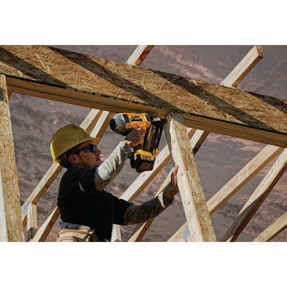 DEWALT Black Lithium-ion Nail Gun 