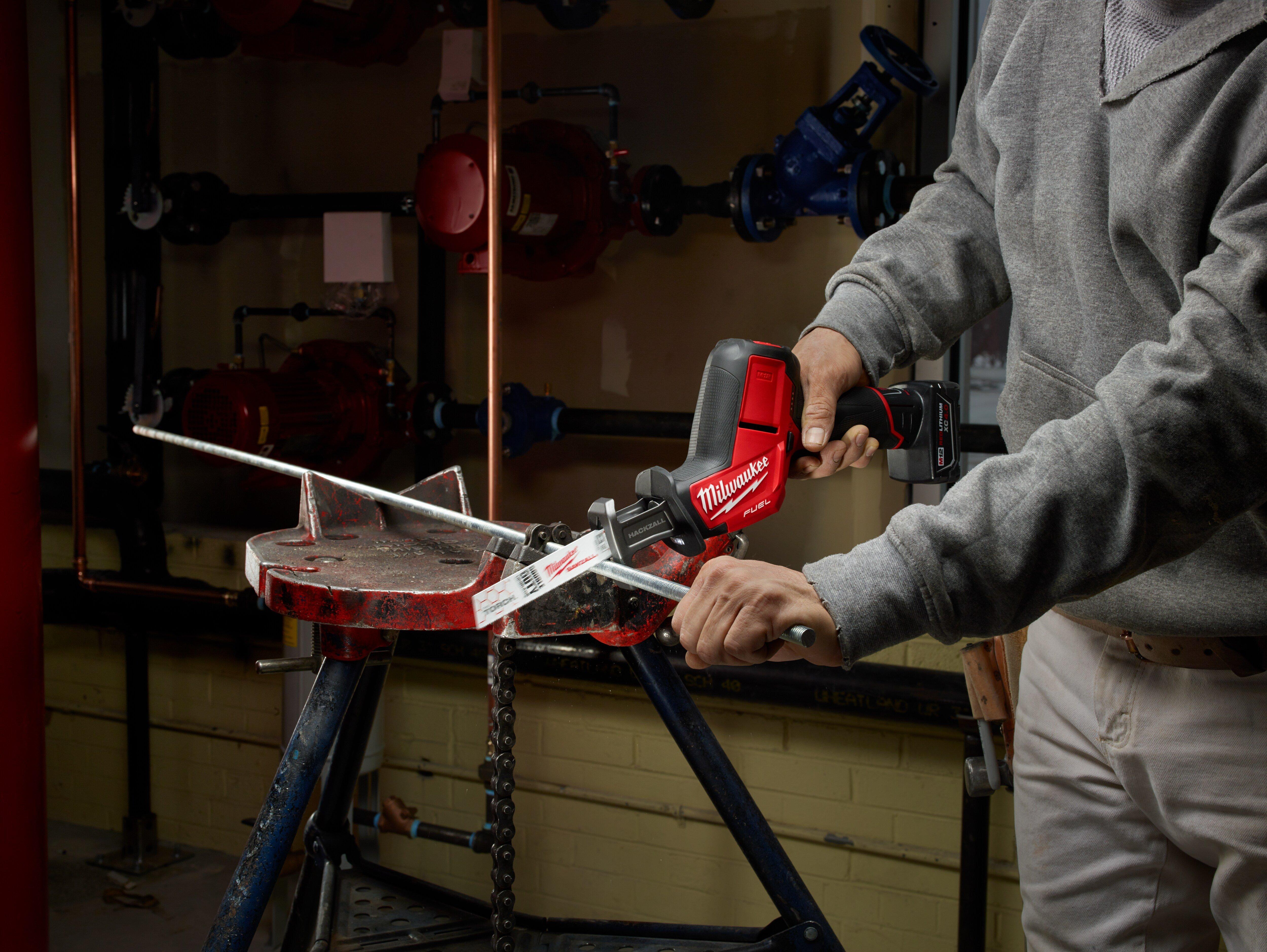 Milwaukee&reg; Black Cordless 4 AMP Redlithium&trade; Reciprocating Saw Tool Kit 