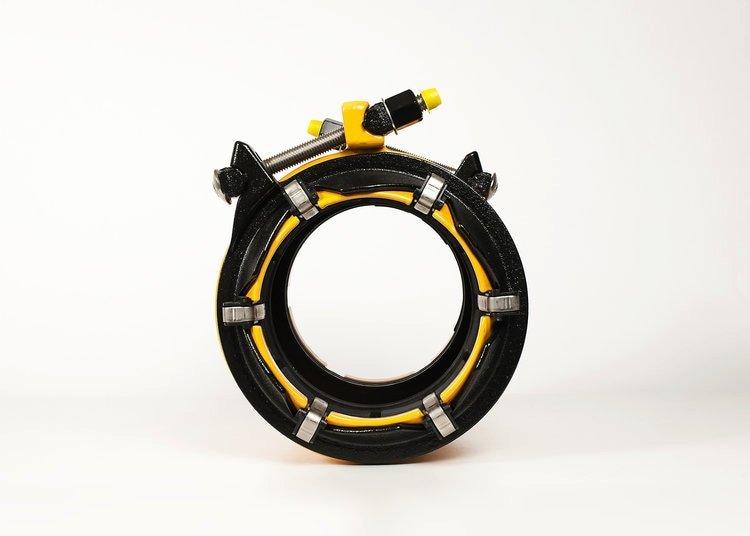 Romac Industries Yellow Romacote Fusion Bonded Epoxy and Xylan Restraint Joint Ductile Iron Coupling 