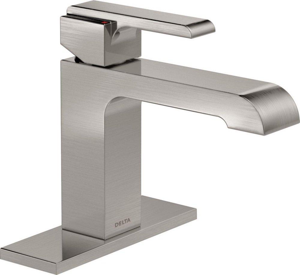 Delta Faucet Brilliance&reg; Stainless Single Handle Centerset Bathroom Sink Faucet 