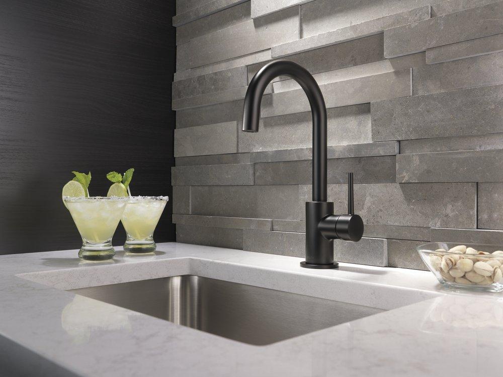 Delta Faucet Arctic Stainless Single Handle Lever Handle Bar Faucet 
