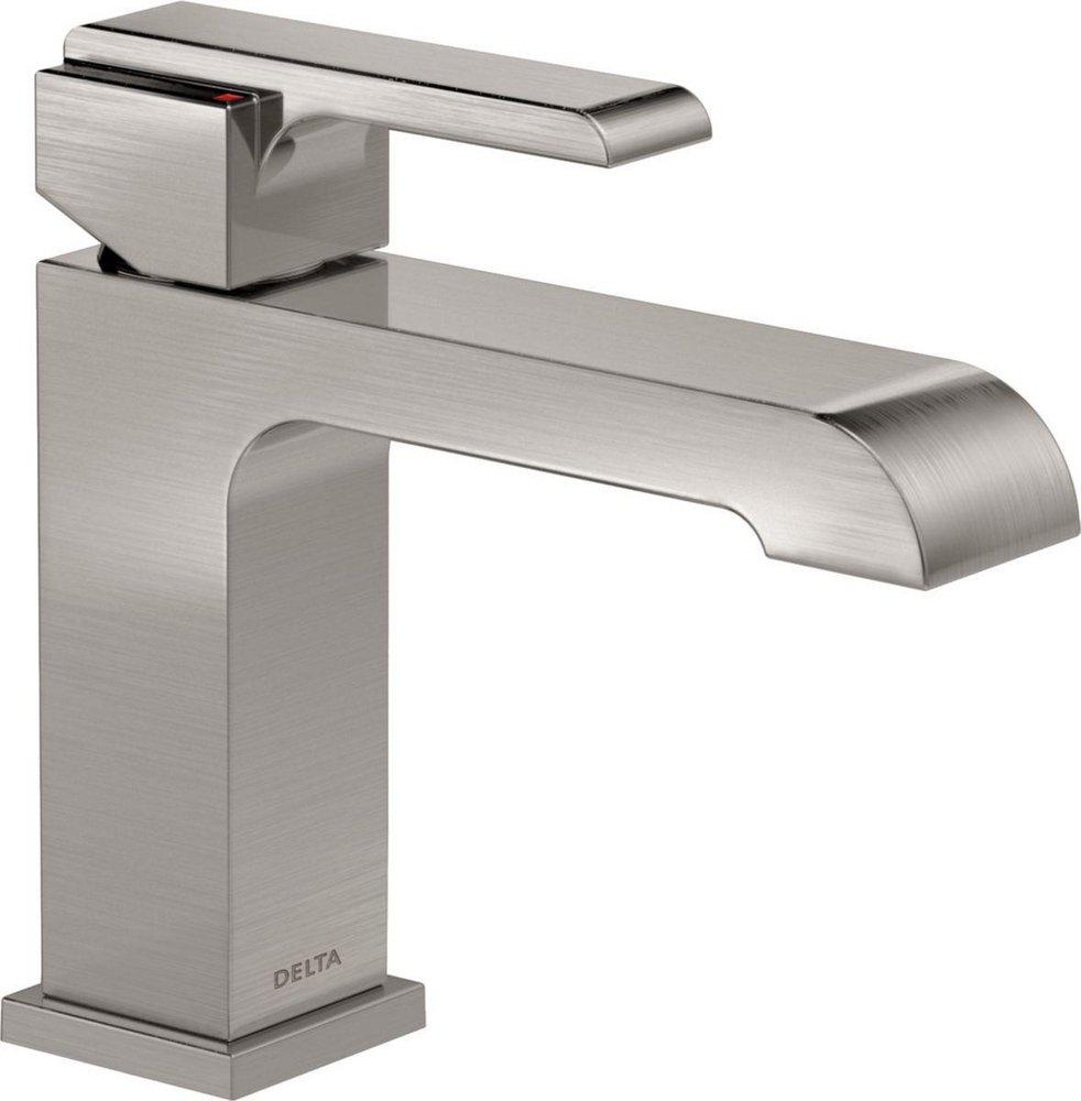 Delta Faucet Brilliance Stainless Single Handle Centerset Bathroom Sink Faucet 