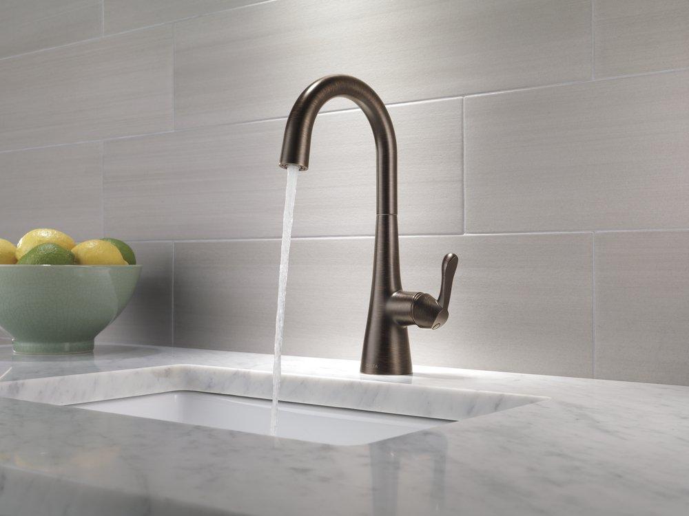 Delta Faucet Champagne Bronze Single Handle Lever Handle Bar Faucet 