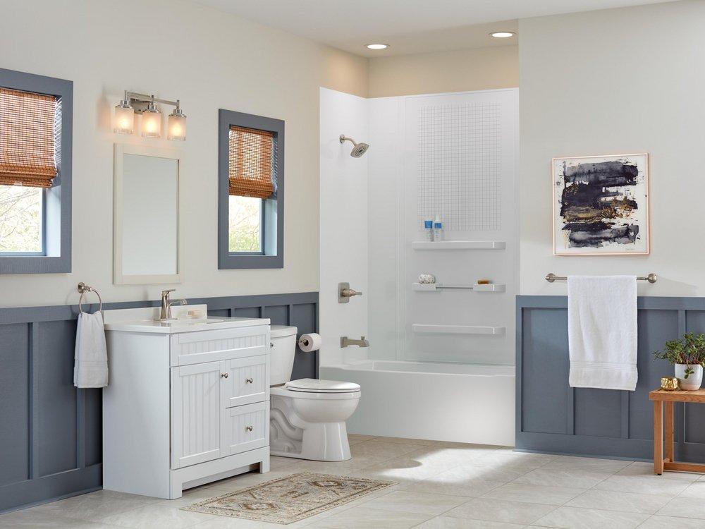 Delta Faucet Brilliance&reg; Stainless Single Handle Centerset Bathroom Sink Faucet with Pop-Up Drain Assembly 