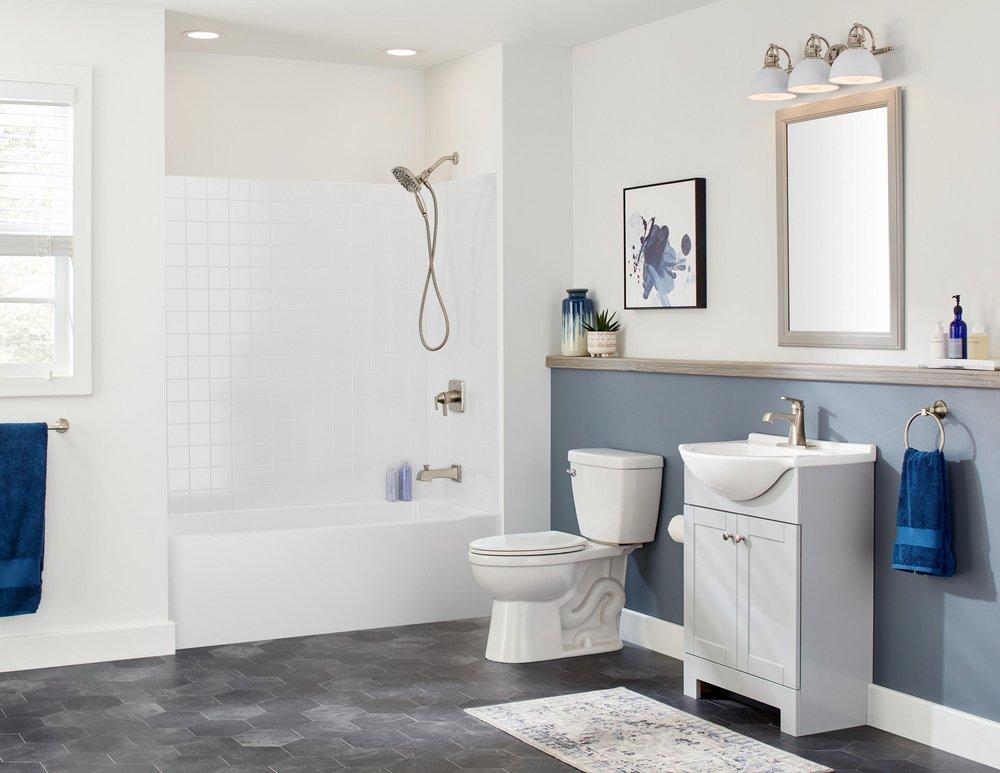 Delta Faucet Brilliance&reg; Stainless Single Handle Centerset Bathroom Sink Faucet with Pop-Up Drain Assembly 